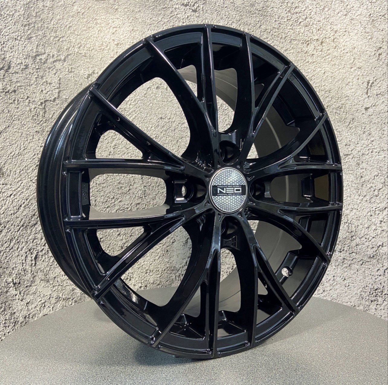 Диски-13xR18, 6x114.3, ET-19